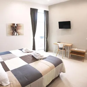 Dante Apartamento Catânia